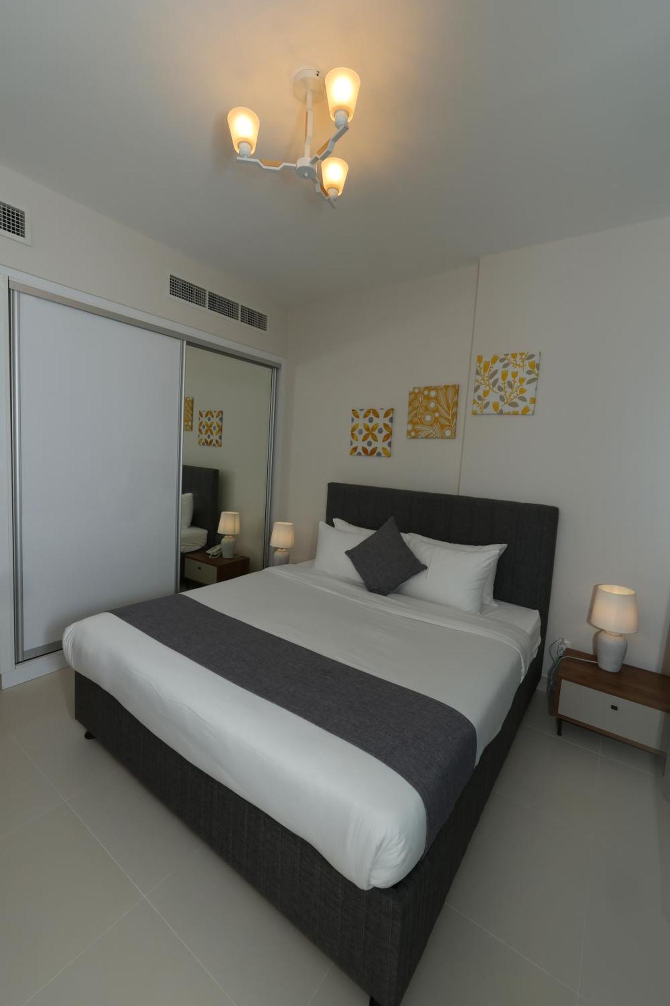 Noor Amwaj Hotel & Apartment Al-Manamah Bagian luar foto